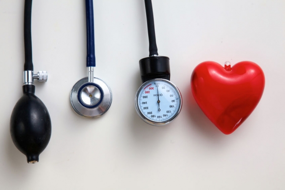 how to lower blood pressure naturally magas vérnyomás látásromlás kezelése