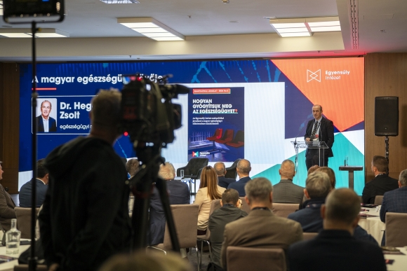 Dr. Hegedűs Zsolt, egészségügyi miniszter előadása a magyar egészségügy jövőjéről
