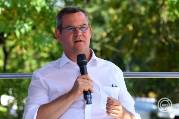 Takács Péter egészségügyi államtitkár egy korábbi rendezvényen (Fotó: MTI/Kovács Attila)